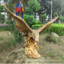 Escultura de bronce jardín de águila de tamaño natural